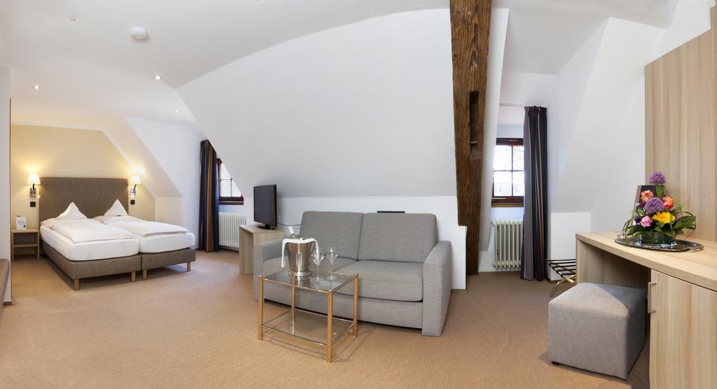 Romantik Hotel Johanniter-Kreuz Uberlingen Exterior photo